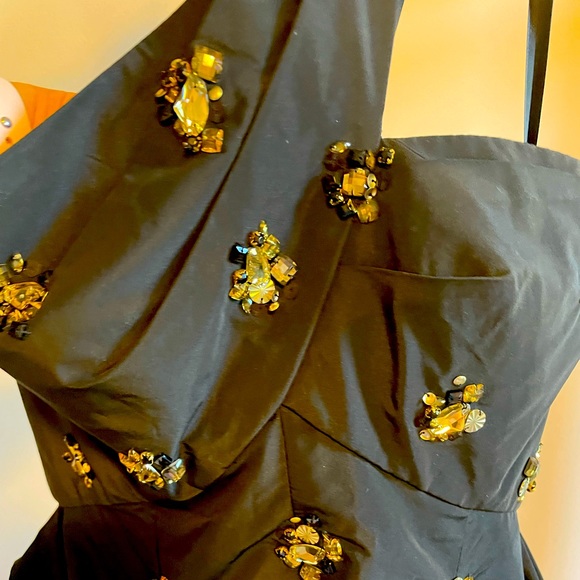 BCBGMaxAzria Bubble Hem Embellished Mini Dress Size 8 - Picture 7 of 9